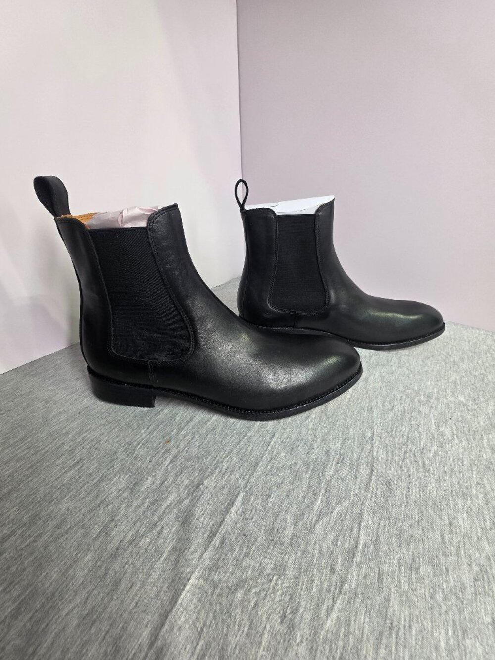 Quince Black Leather Chelsea Boots Calfskin Elastic Gore Men's Size 10.5